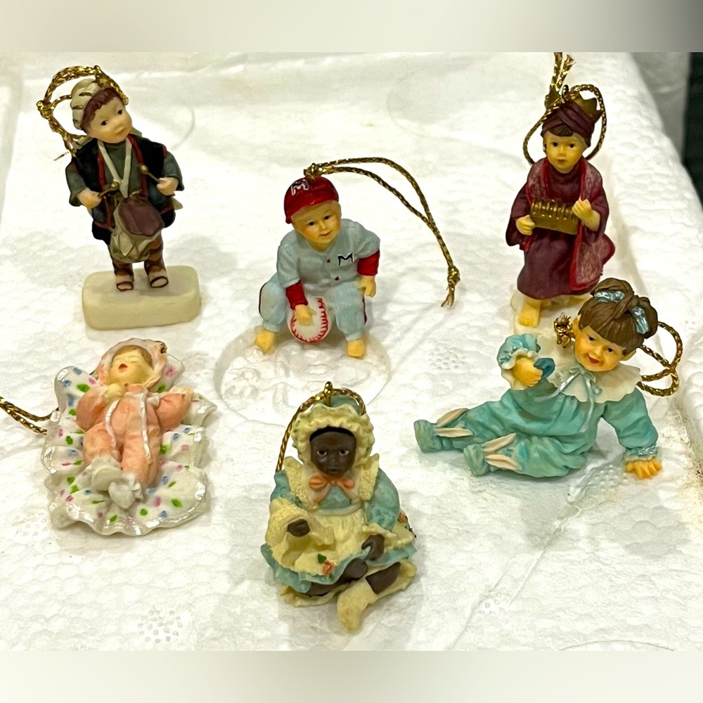Ashton Drake Heirloom Miniature Baby Doll Ornaments Lot of 24 Ornaments Complete